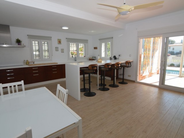5 Slaapkamer Villa in San Pedro de Alcántara