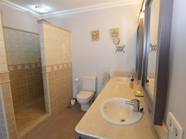 5 Slaapkamer Villa in San Pedro de Alcántara