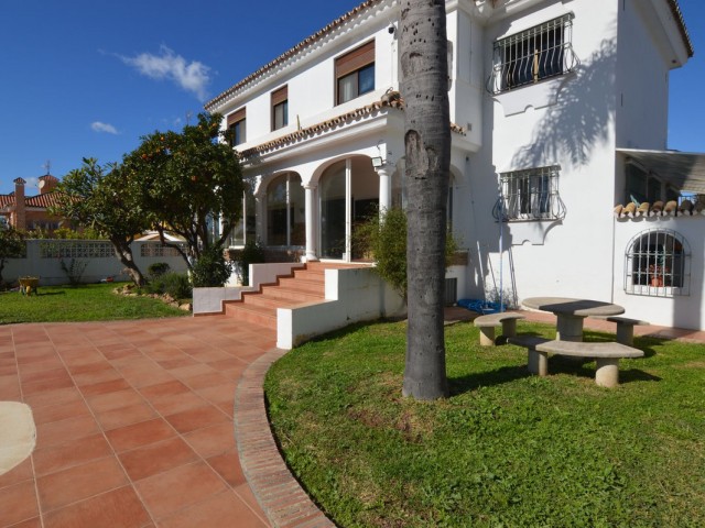 5 Slaapkamer Villa in San Pedro de Alcántara