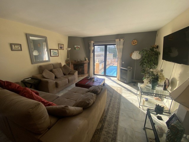 6 Schlafzimmer Villa in Mijas Costa