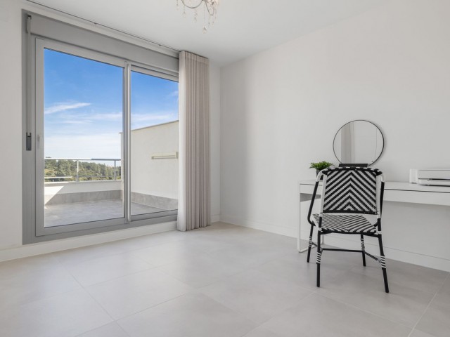 Penthouse avec 4 Chambres  à El Chaparral