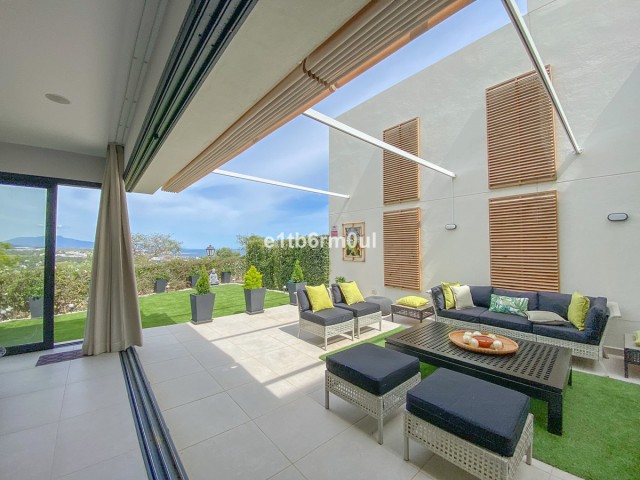 3 Schlafzimmer Villa in Casares Playa