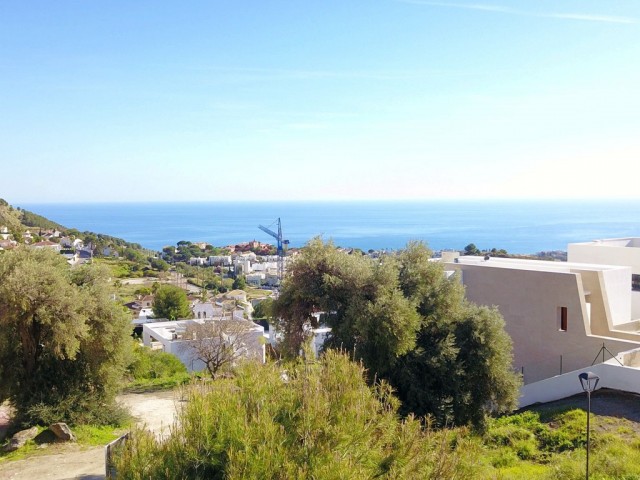  Plot in Mijas