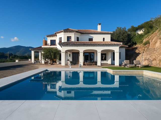 Villa con 4 Dormitorios  en Istán
