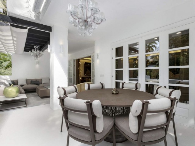 2 Bedrooms Apartment in Marbella