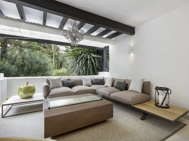 2 Bedrooms Apartment in Marbella