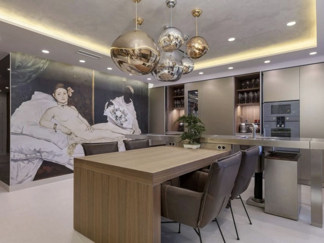 2 Bedrooms Apartment in Marbella