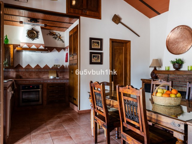 5 Makuuhuoneen Rivitalo Alhaurín el Grande