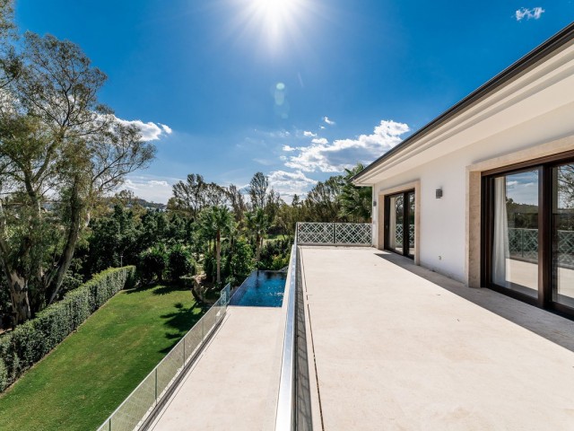 6 Slaapkamer Villa in Nueva Andalucía