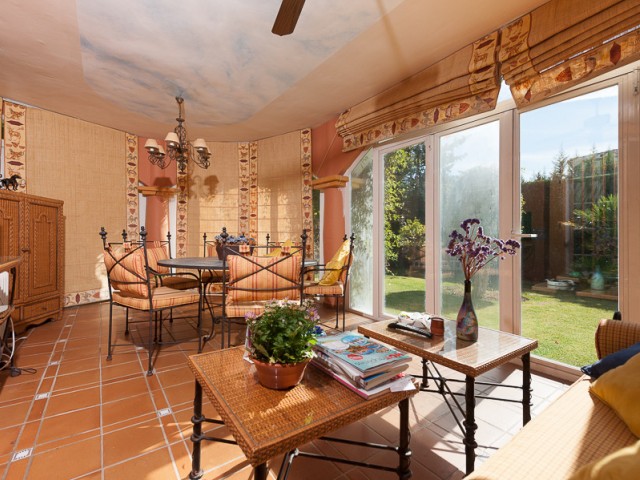 4 Bedrooms Villa in Benalmadena