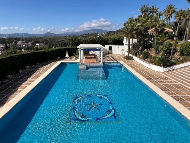 7 Soveroms Villa i Mijas