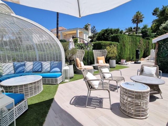 5 Sovrums Villa i Elviria