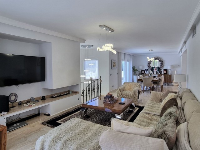 5 Sovrums Villa i Elviria