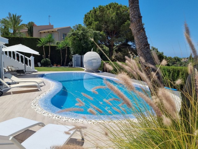 5 Schlafzimmer Villa in Elviria