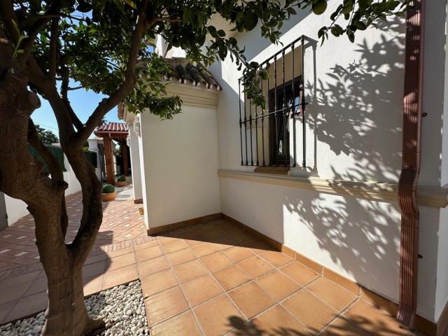 5 Schlafzimmer Villa in San Pedro de Alcántara