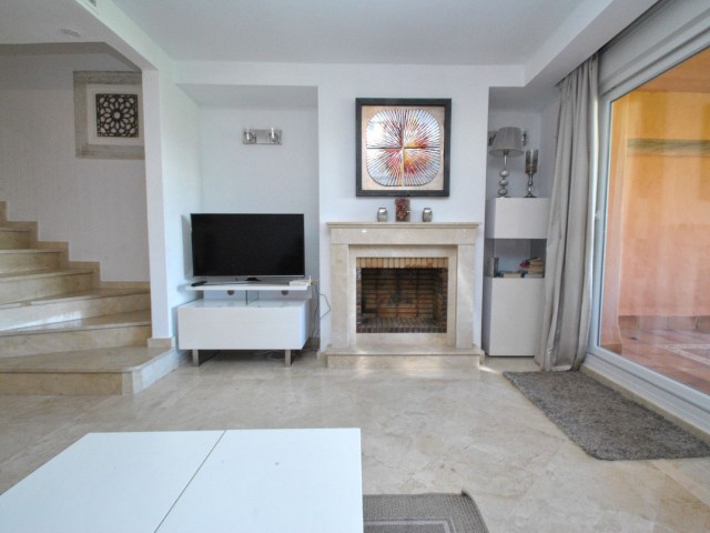 Radhus, Cabopino, R4952701