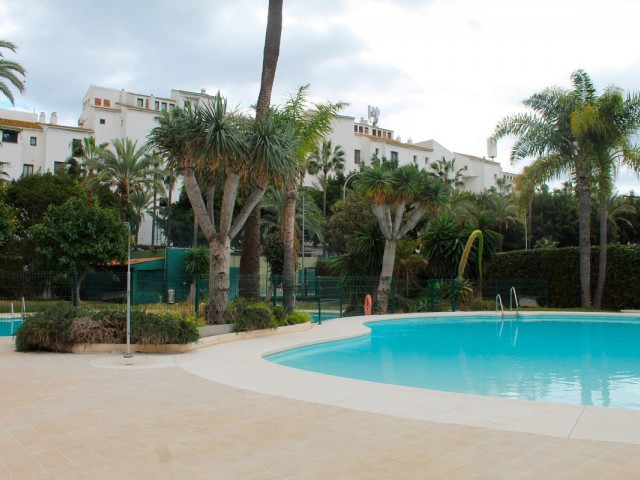 Penthouse avec 3 Chambres  à Puerto Banús