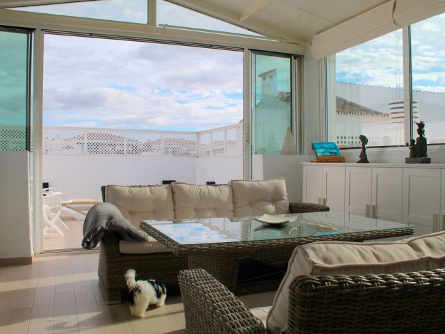 Penthouse avec 3 Chambres  à Puerto Banús