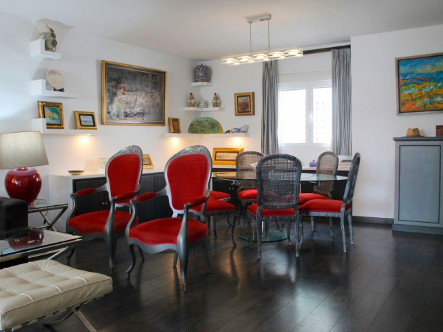 Penthouse avec 3 Chambres  à Puerto Banús