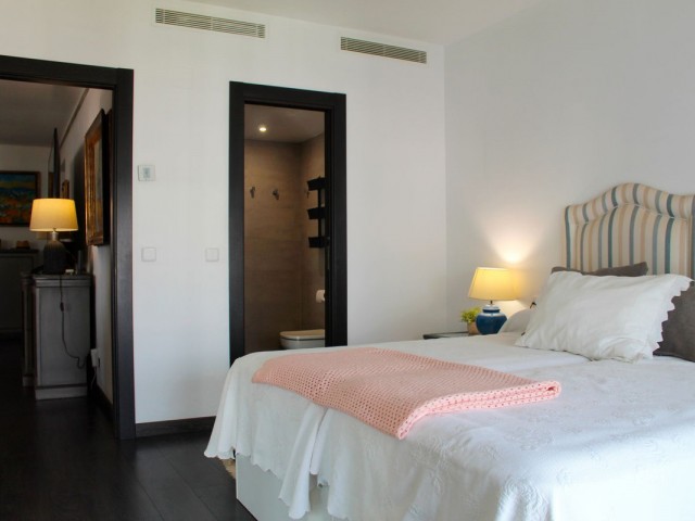 Penthouse avec 3 Chambres  à Puerto Banús