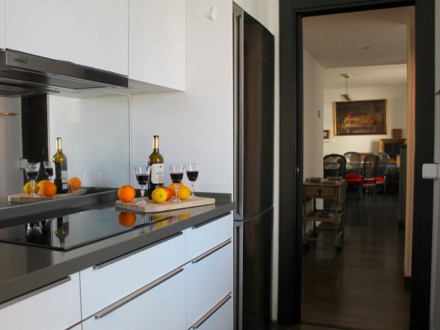 Penthouse avec 3 Chambres  à Puerto Banús