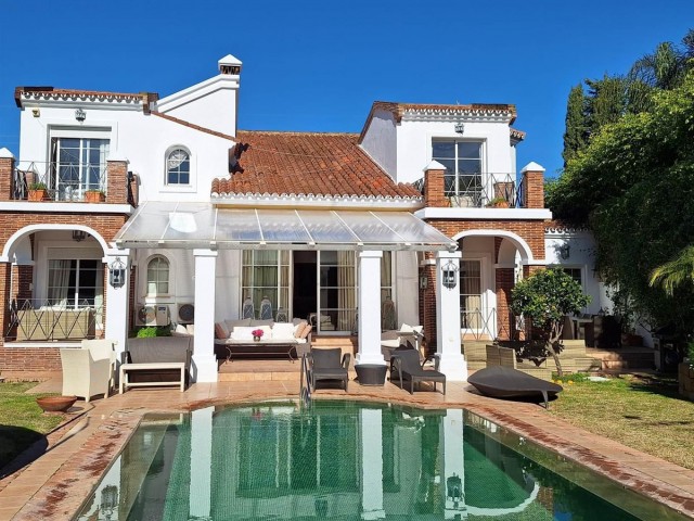 4 Slaapkamer Villa in Puerto Banús