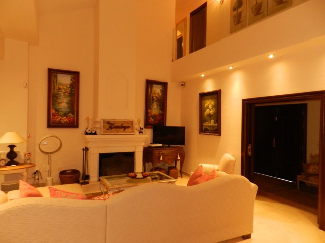 4 Slaapkamer Villa in Puerto Banús
