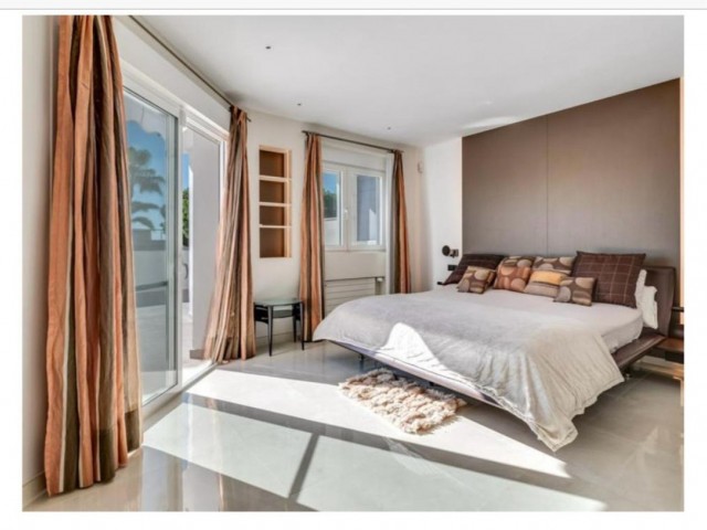 4 Schlafzimmer Villa in Marbesa