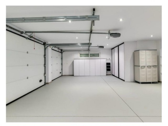 4 Schlafzimmer Villa in Marbesa