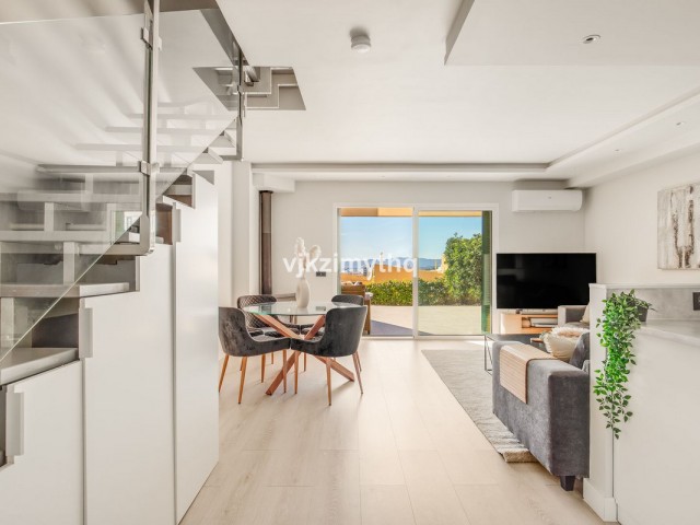Maison mitoyenne avec 3 Chambres  à Benalmadena