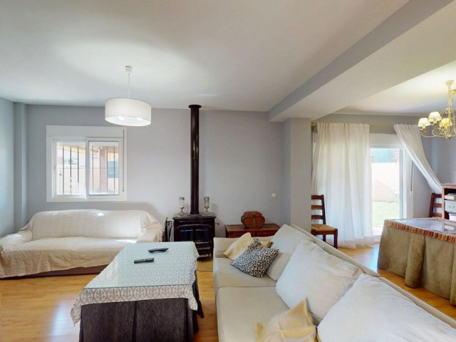 6 Bedrooms Villa in Benalmadena