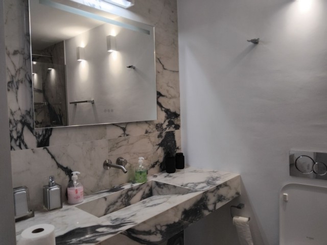 2 Bedrooms Apartment in Puerto Banús