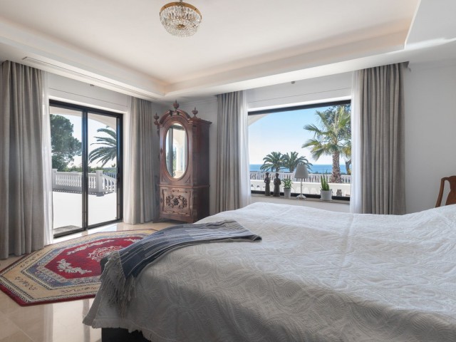 3 Sovrums Villa i Elviria