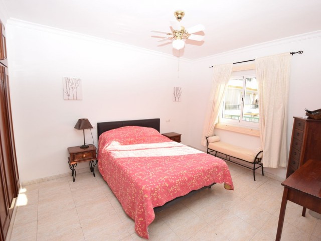Apartamento con 3 Dormitorios  en La Cala de Mijas