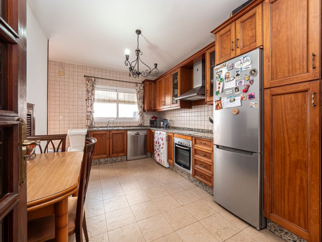 5 Bedrooms Townhouse in Fuengirola