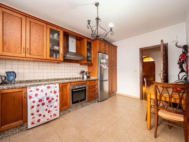 5 Bedrooms Townhouse in Fuengirola