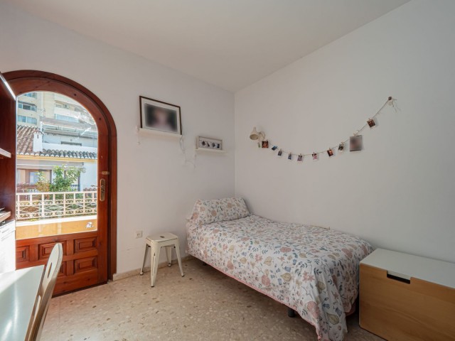 5 Bedrooms Townhouse in Fuengirola