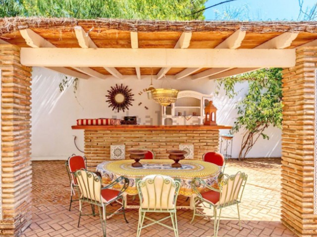 7 Schlafzimmer Villa in Artola
