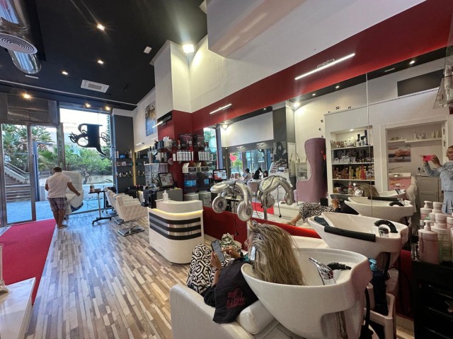 Commercieel in Puerto Banús
