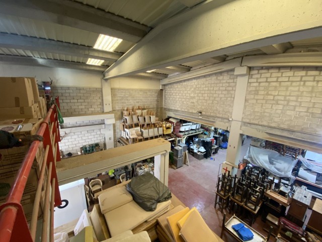 Liikekiinteistö Nueva Andalucía