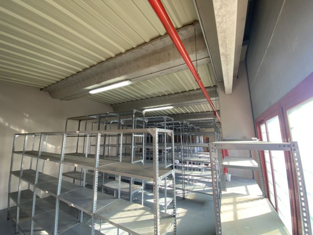 Liikekiinteistö Nueva Andalucía