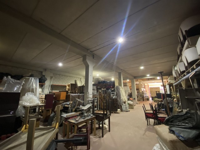 Liikekiinteistö Nueva Andalucía