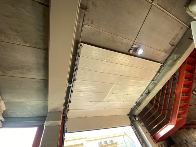 Liikekiinteistö Nueva Andalucía