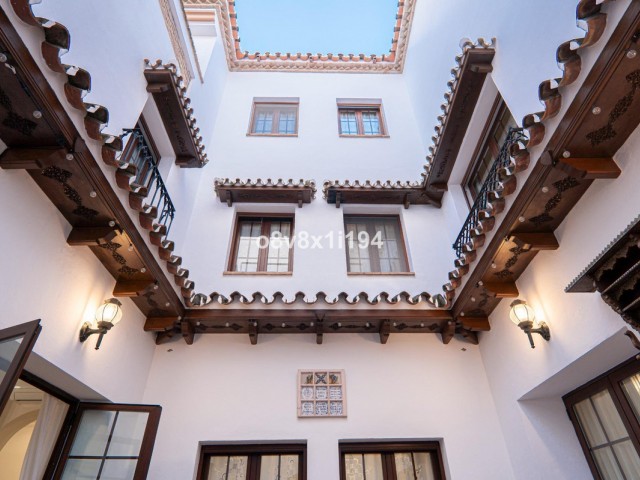 Villa con 5 Dormitorios  en Fuengirola