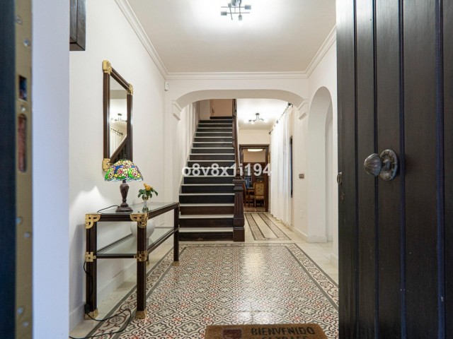 Villa con 5 Dormitorios  en Fuengirola