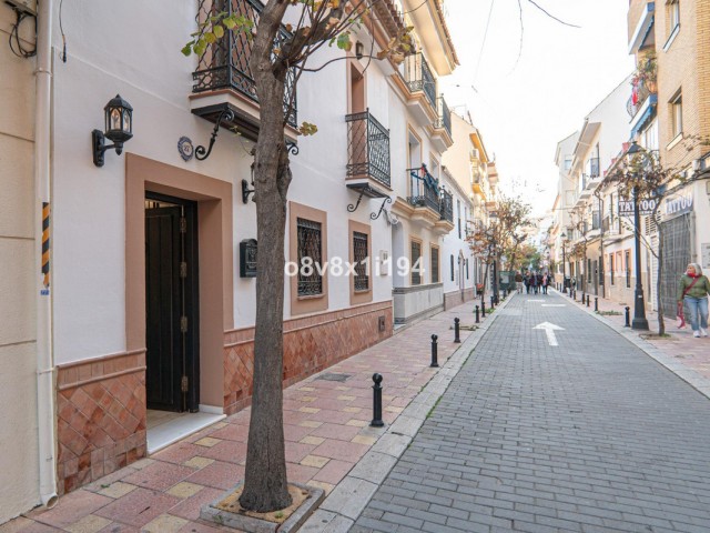 5 Bedrooms Villa in Fuengirola