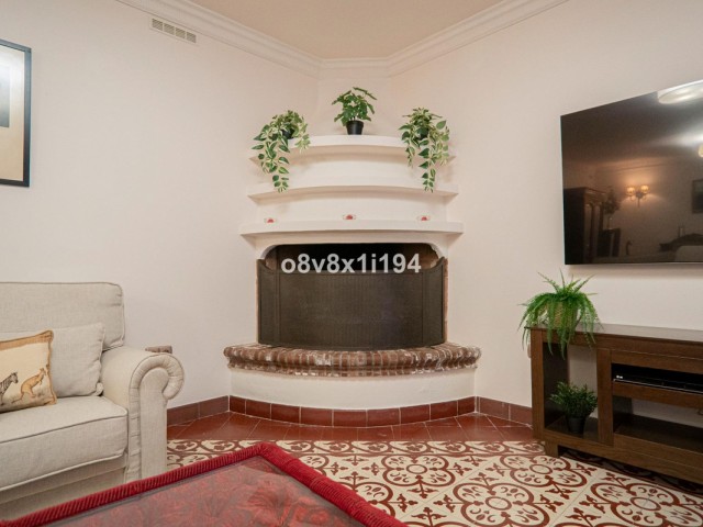 5 Bedrooms Villa in Fuengirola