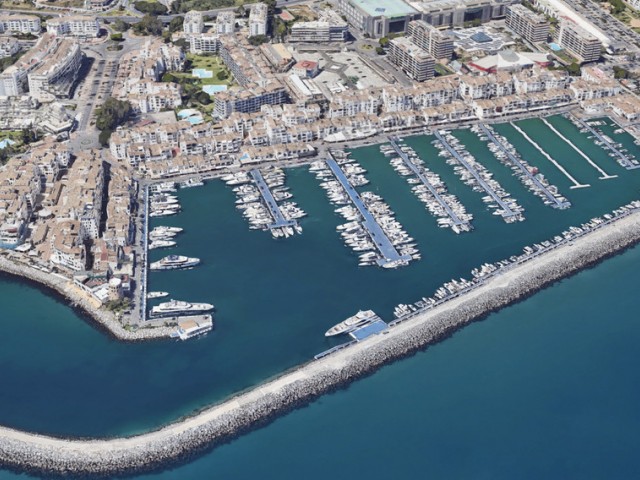 Commercieel in Puerto Banús