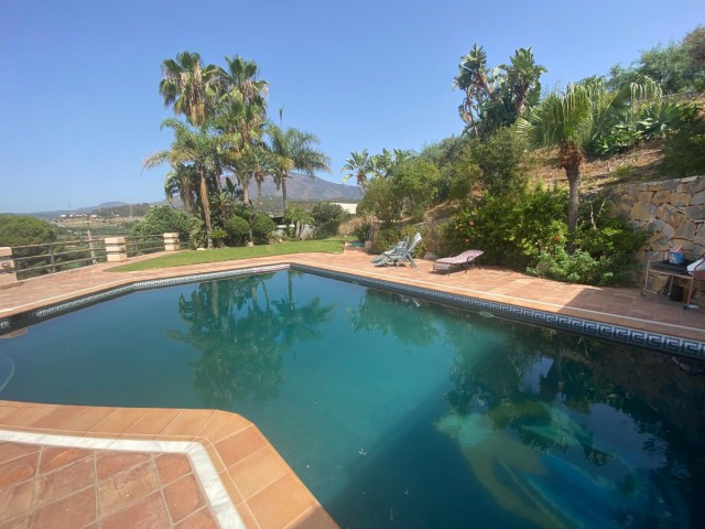 4 Bedrooms Villa in La Cala