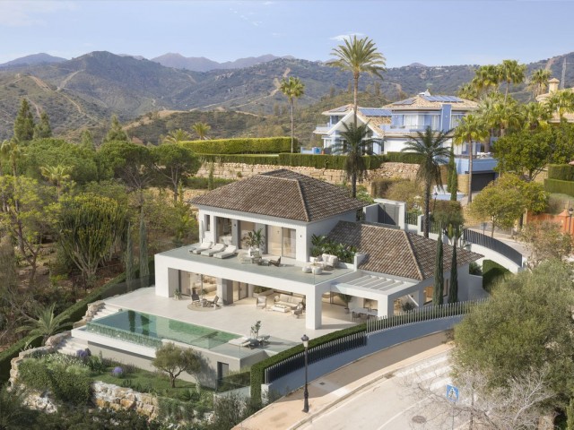 5 Sovrums Villa i Elviria